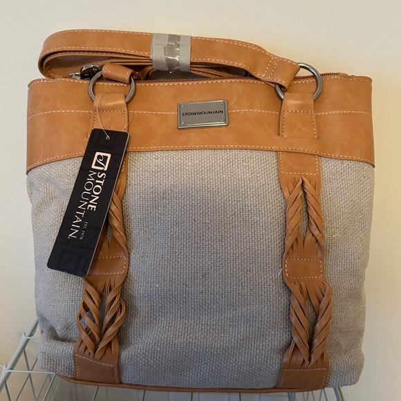 Stone Mountain Accessories Tan and Cream Shoulder Bag with Structured Design - Picture 3 of 3